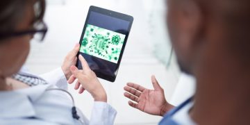 Critical Analysis: Top 3 US Healthcare Challenges in 2025 - Cover Image