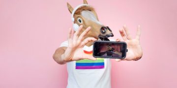 Viral Videos 2024: Top 5 Internet Sensations You Can't Miss - Cover Image