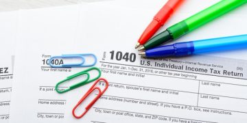 New IRS Rules for 2025: Understand the Impact on Your Tax Refund - Cover Image