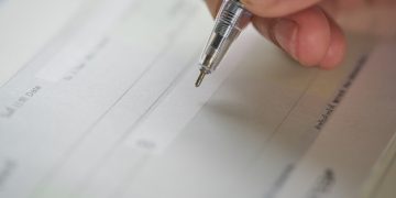 New IRS Rules for 2025: How They'll Affect Your Tax Refund - Cover Image