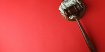 Analyzing the Impact of New Campaign Finance Regulations on 2026 Midterms - Cover Image